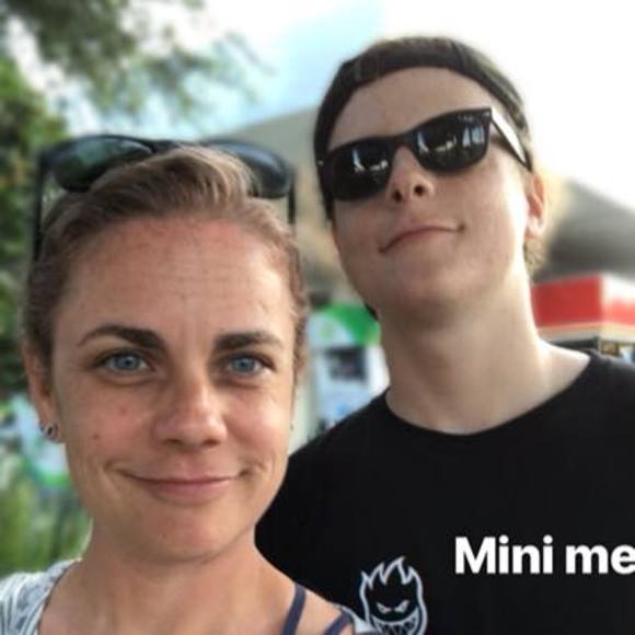 Meet your Posher, Amy - Picture 1 of 1